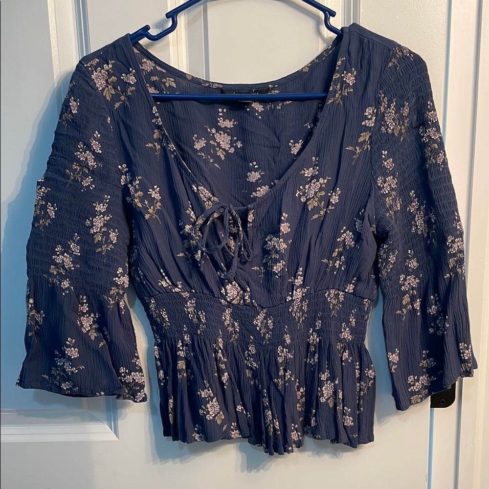 American Eagle Outfitters Navy Floral Crop Top
